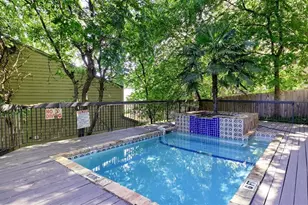 908 Poplar St, Austin, TX 78705 - Photo 9