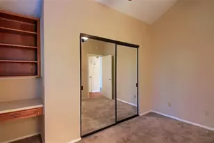 908 Poplar St, Austin, TX 78705 - Photo 5