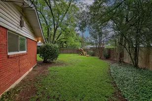 8609 Melshire Dr, Austin, TX 78757 - Photo 27
