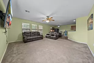 6829 Walkup Ln, Austin, TX 78747 - Photo 3