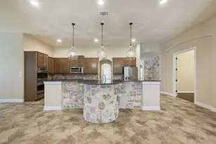 211 Lake Como Dr, Lakeway, TX 78734 - Photo 9