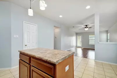 371 Bloomsbury Drive, Kyle, TX 78640 - Photo 7