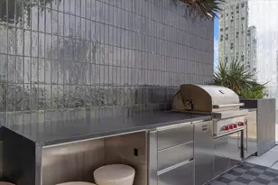 610 Davis St, Austin, TX 78701 - Photo 27