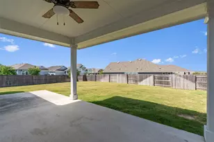 101 Broken Oak Dr, Liberty Hill, TX 78642 - Photo 23