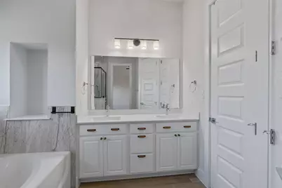 101 Broken Oak Drive, Liberty Hill, TX 78642 - Photo 13