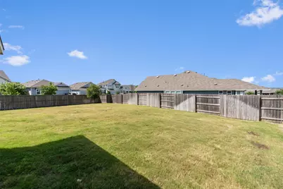 101 Broken Oak Drive, Liberty Hill, TX 78642 - Photo 25