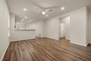 284 Zuma Dr, Liberty Hill, TX 78642 - Photo 5