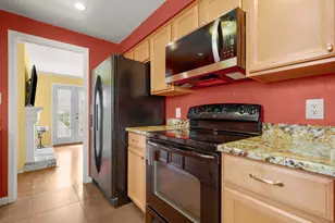 6631 Valleyside Rd, Austin, TX 78731 - Photo 15