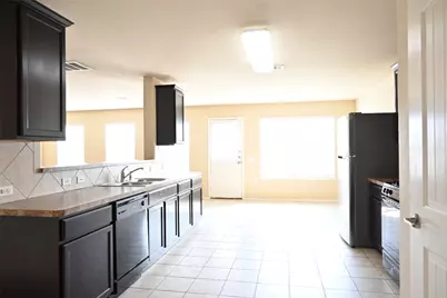 7025 Outfitter, Austin, TX 78744 - Photo 9