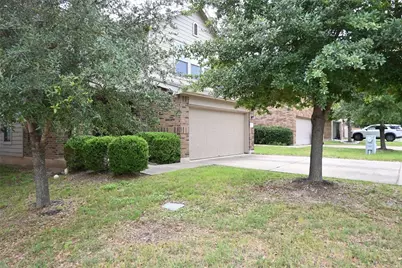 7025 Outfitter, Austin, TX 78744 - Photo 3