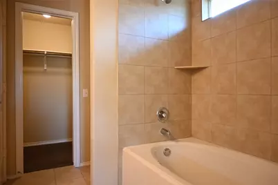 7025 Outfitter, Austin, TX 78744 - Photo 17