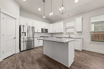 120 Cascata Way, Liberty Hill, TX 78642 - Photo 5