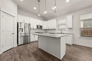 120 Cascata Way, Liberty Hill, TX 78642 - Photo 5