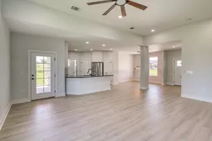 101 Olympia Hills Ct, Kingsland, TX 78639 - Photo 11