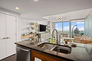 300 Bowie St, Austin, TX 78703 - Photo 13