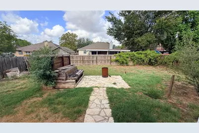 7204 Wardman Drive, Del Valle, TX 78617 - Photo 23