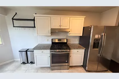 7204 Wardman Drive, Del Valle, TX 78617 - Photo 11