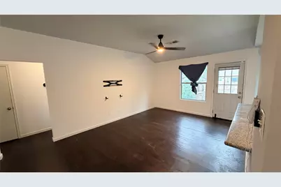 7204 Wardman Drive, Del Valle, TX 78617 - Photo 7