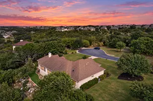 209 Overlook Ct, Georgetown, TX 78628 - Photo 39
