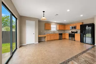 122 Rummel Dr, Kyle, TX 78640 - Photo 7