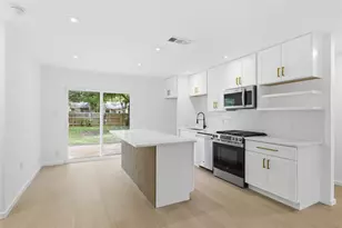 4400 Dovehill Dr, Austin, TX 78744 - Photo 9