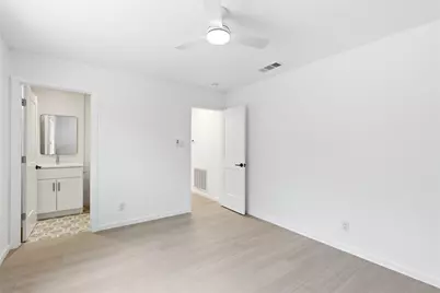 4400 Dovehill Drive, Austin, TX 78744 - Photo 23