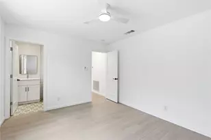 4400 Dovehill Dr, Austin, TX 78744 - Photo 23