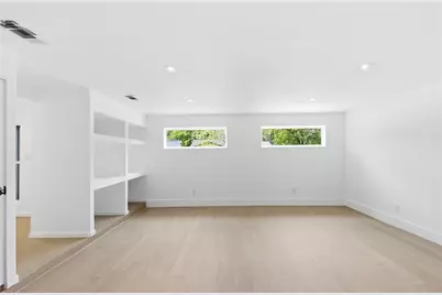 4400 Dovehill Drive, Austin, TX 78744 - Photo 19