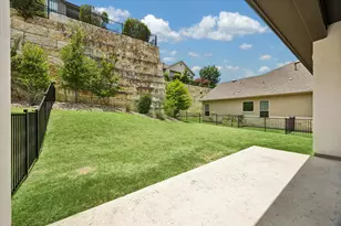 109 Beneteau Dr, Austin, TX 78738 - Photo 27
