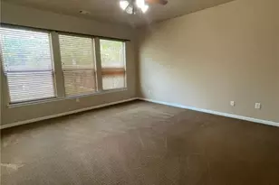 704 S Frontier Ln, Cedar Park, TX 78613 - Photo 17