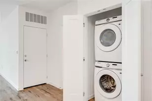 4801 Springdale Rd, Austin, TX 78723 - Photo 17