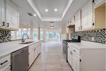 10509 Doering Lane, Austin, TX 78750 - Photo 9