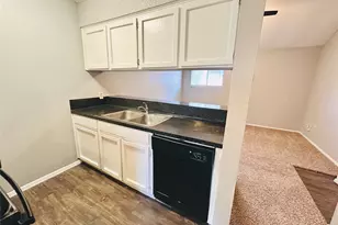 3702 S 2nd St, Austin, TX 78704 - Photo 3