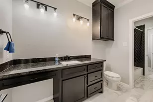 11715 Creek View Ln, Conroe, TX 77385 - Photo 19