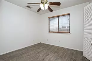 10406 Macmora Rd, Austin, TX 78758 - Photo 5