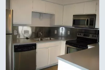 1013 W 23rd Street #202, Austin, TX 78705 - Photo 3