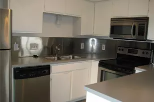 1013 W 23rd St, Austin, TX 78705 - Photo 3