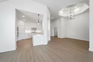 502 Los Aliso Ct, Liberty Hill, TX 78642 - Photo 13
