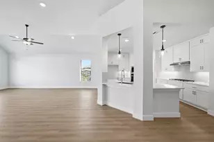 502 Los Aliso Ct, Liberty Hill, TX 78642 - Photo 7