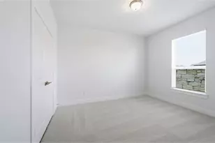 502 Los Aliso Ct, Liberty Hill, TX 78642 - Photo 5