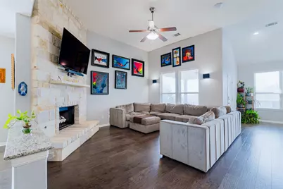 324 Santa Maria Street, Georgetown, TX 78628 - Photo 13