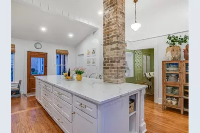 107 NE 4th Street, Smithville, TX 78957 - Photo 13