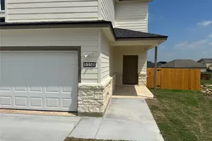 515 War Admiral Dr, Jarrell, TX 76537 - Photo 1