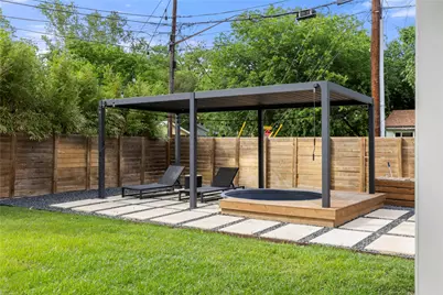 1129 Henninger Street #B, Austin, TX 78702 - Photo 31