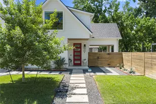 1129 Henninger St, Austin, TX 78702 - Photo 1