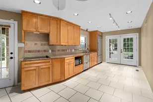 104 S Weston Ln, Austin, TX 78733 - Photo 33