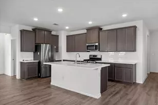 500 Stinchcomb Rd, Hutto, TX 78634 - Photo 13