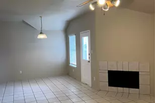 1618 Cottonwood Ct, Round Rock, TX 78664 - Photo 3