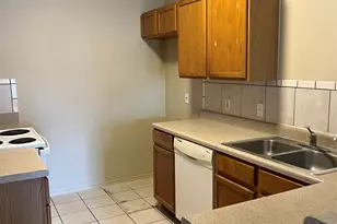 1618 Cottonwood Ct, Round Rock, TX 78664 - Photo 5