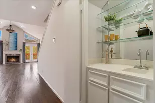 3527 Fawn Creek Path, Austin, TX 78746 - Photo 9